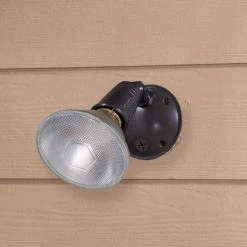 150-Watt Bronze Outdoor Single-Head Security Flood Light by Halo -Halo Shop bronze halo flood lights mt125 66 1000