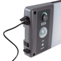 180-Watt Equivalent 360-Degree Motion Activated Outdoor Integrated LED Bronze Off-Grid Solar Area Light 2400 Lumens by Halo -Halo Shop bronze halo parking lot lights slwp2040m 1d 1000